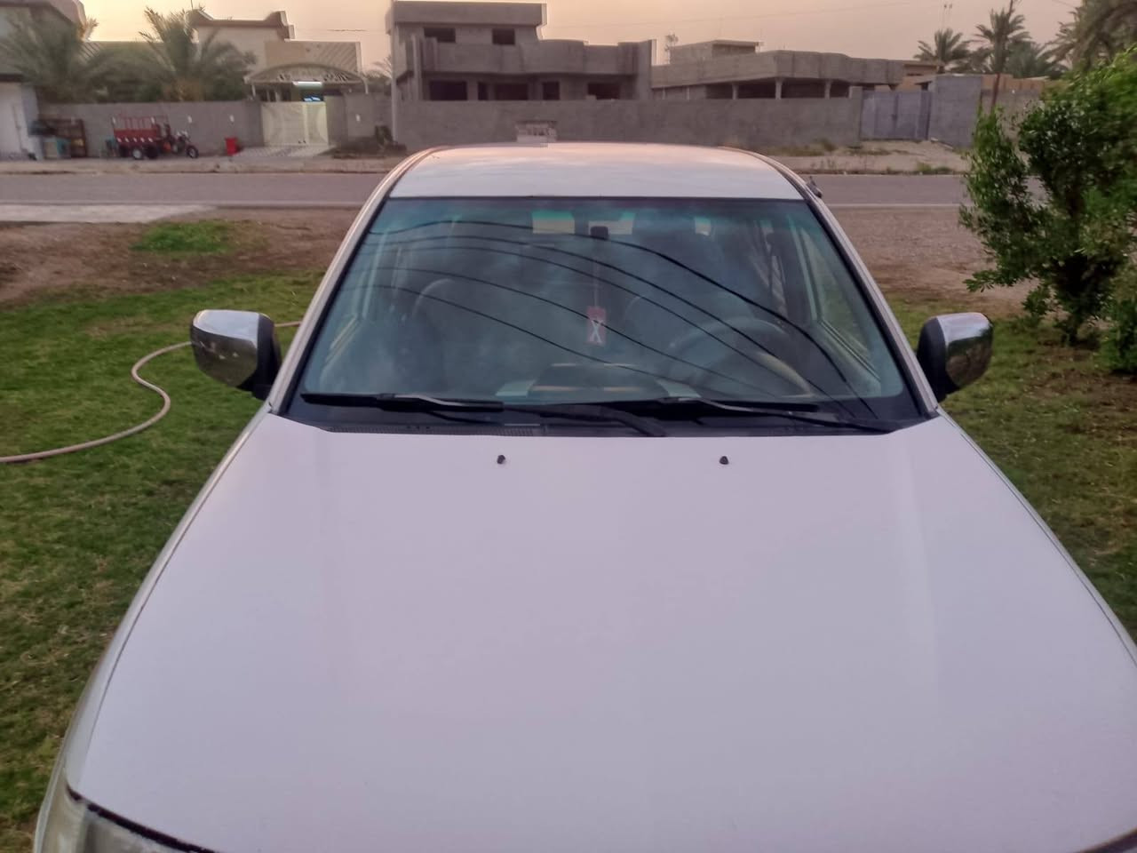 سلام عليكم متسيبوشي بيكم دبل قماره للبيع أو مراوس حسب القناعه موديل ٢٠١٠ سياره حلوه مالت جناي صارلها عنده اكثر من ٦ سنوات على ايد وحده كير محرك كهربائيات كلها مكفوله علما بأن السونار مرفق مع الصور البنيد مصبوغ مطالع بالسونار لأن بي فابيون هاتف صاحب السياره *********** اني مكلف بالنشر
