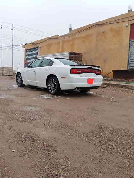 سلام عليكم.
جارجر 2013 حادث خفيف جاملغ خلفي 
بدون ايرباک فول مواصفات 
سنويه لحد 2030.
رقم انجليزي.
رقم بغداد .
تحويل ثاني يوم .
اتصال على هذا الرقم 
*********** بيه واتساب 
*********** وايضاً بيه واتساب
