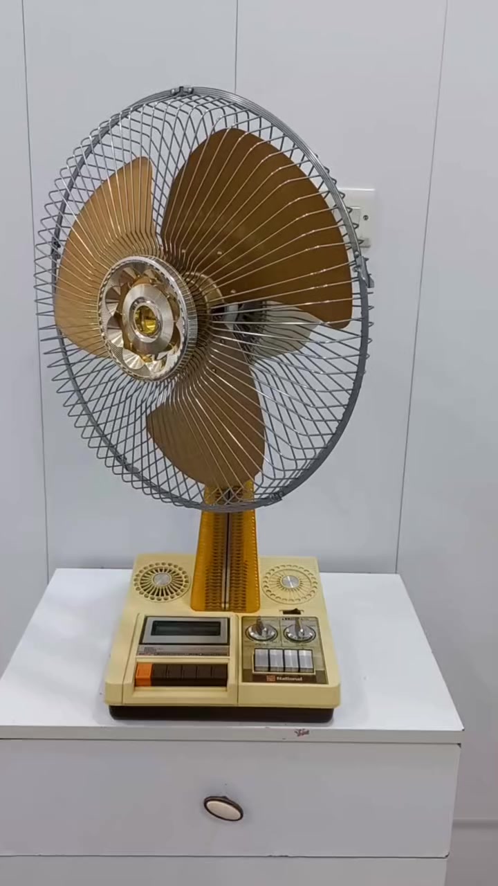 مروحه ناشونال ام المسجل ياباني استيراد المنشأه العامه 
نضافة عاليه جدا جدا للإستفسار خاص


**إذا كنت صاحب هذا الإعلان وتريد حذفه لأي سبب، رجاءا أرسل رسالة إلى الدعم الفني**