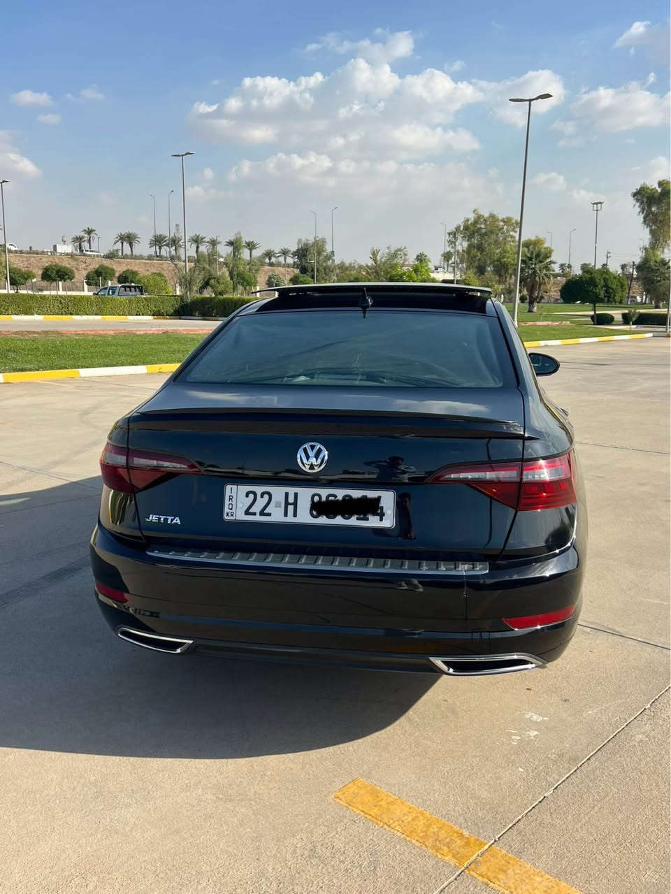 Jetta Rlin 2021
روبع بۆنیت کەمتر سبوغە بەبئ داخلی. هەموو شتی بەشەرتە رادار و گێر و مەکینە ٤ تایەیی نوئ  51 هەزار رۆیشتوە سەیارەیەکی بئ مەسروفە

*********** أربيل, العراق
