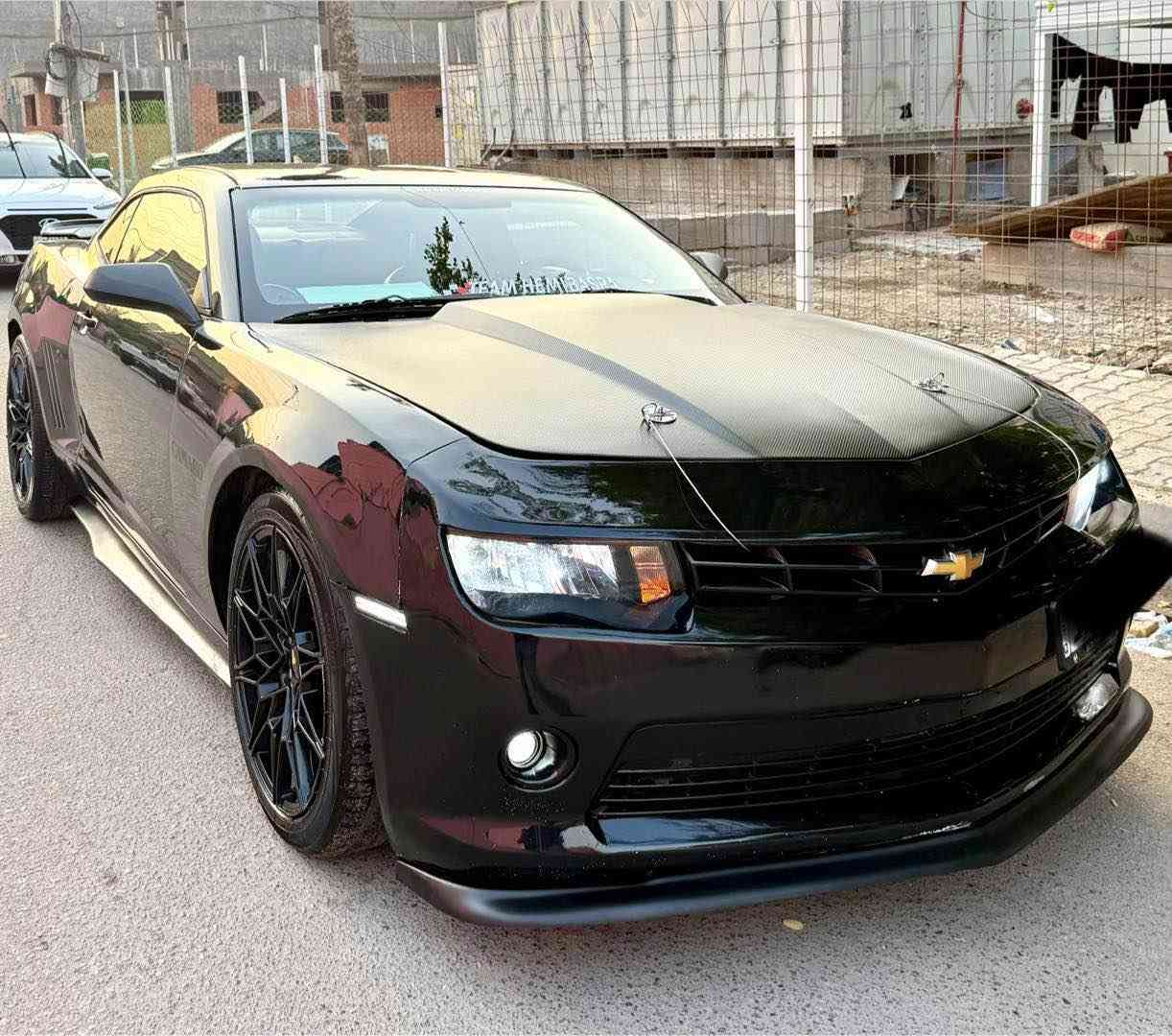 كمارو موديل 2014لون اسود غير محدد رقم بغداد الجديد باسمي السيارة نضيفة حيل ومال جناي مكينة6سلندر مداخلة حلبة ولا استعراض ضربتهة من امريكا الجاملغ والباب جهة عكس السايق بدون دواخل مصبوغة قطع ابيع حزام جدآ نضيفة السيارة مبرمجة سرعه وانطلاقية مداور ثاني يوم مكاني ديوانيه مركز المدينه رقم الهاتف *********** اي استفسار اتصل وموجود واتساب ديوانية, القادسية
