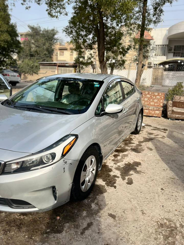 كيا فورتي 2017
حادثهة طخة بالبابين جهة اليمين
ماشية 61,000 جديدة جداً
رقم بغداد الجديد باسمي
تحويل مباشر
مواصفات اعتيادية 
كير محرك تبريد صدر تايرات كلة مكفول 
السعر 125
مكانهة بغداد حي الاعلام 
***********
