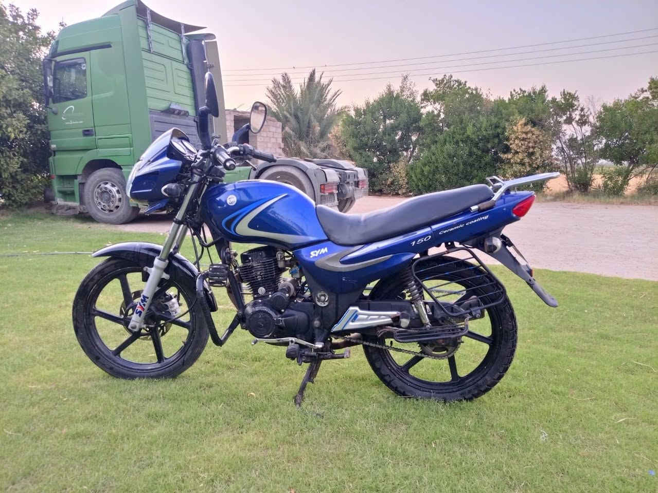 سلام عليكم سايم للبيع دراجه نضيفه مرقم موديل 2020 سعر مليون او 350اوبي مجال مكان عامريه الفلوجه رقم ***********
