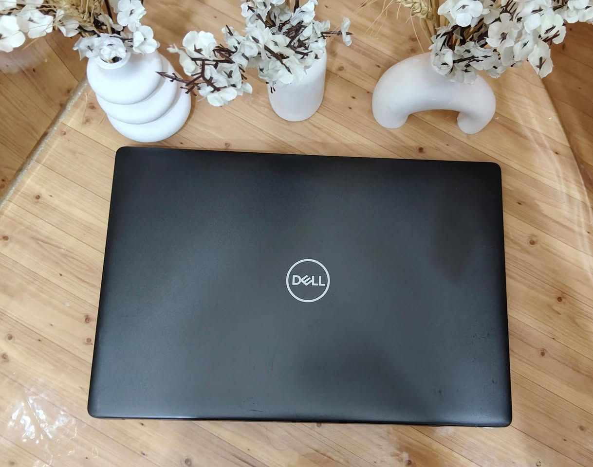 💻 Dell Latitude 5401 💻
⚡ المعالج: Intel Core i7 الجيل التاسع
⚡ الرام: 24GB
⚡ التخزين: 256GB SSD
🔥 جهاز قوي من فئة Latitude المخصصة للأعمال، يتميز بالأداء العالي والاستقرار الممتاز، مناسب للدراسة، العمل، البرامج المكتبية، وتعدد المهام بكل سلاسة.
🚀 بفضل معالج Core i7 والرام 24GB، يوفر تجربة سريعة ومريحة حتى مع تشغيل عدة برامج في نفس الوقت.
💼 خيار ممتاز للطلاب، الموظفين، وأصحاب الأعمال الذين يبحثون عن جهاز عملي واعتمادي للاستخدام اليومي.
✅ أداء قوي وسريع
✅ رام 24GB لتعدد المهام
✅ جودة تصنيع ممتازة
✅ مناسب للدراسة والعمل
✅ جاهز للاستخدام مباشرة
🚚 متوفر توصيل لجميع محافظات العراق
🛡️ ضمان 10 أيام على الجهاز
📩 للاستفسار عن السعر والتفاصيل راسلنا على الخاص. 💙💻🔥


**إذا كنت صاحب هذا الإعلان وتريد حذفه لأي سبب، رجاءا أرسل رسالة إلى الدعم الفني**