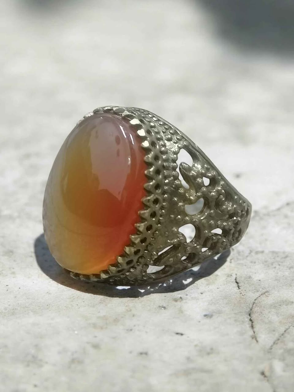 خاتم نحاس متوج بعقيق اليماني المشمشي الطبيعي قياس الخاتم ٢٤ قابل للتصغير والتكبير بغداد, العراق


**إذا كنت صاحب هذا الإعلان وتريد حذفه لأي سبب، رجاءا أرسل رسالة إلى الدعم الفني**