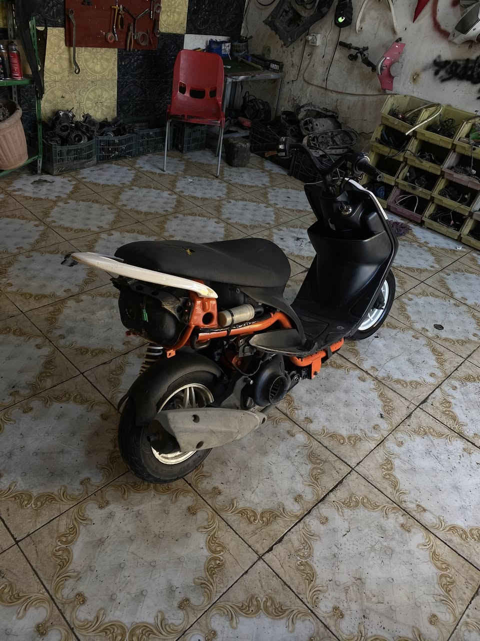 السلام عليكم نكره سلف نكرة هندر دراجة كامله من كلشي مكينة كفاله السعر 500 الف مكاني بغداد الدورة شراي اتصل ***********
