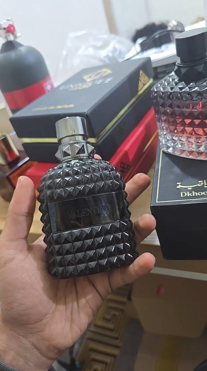 عندي هاي العطور اصلية للبيع قيم واخذ والف عافية


**إذا كنت صاحب هذا الإعلان وتريد حذفه لأي سبب، رجاءا أرسل رسالة إلى الدعم الفني**