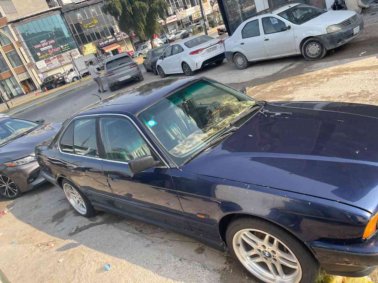 م525 اصل ابليتة وسنوية موديل 92 بسمي رقم بغداد انكليزي هزة جديد محرك كير تخم تاير صدر امامي خلفي جاهزة السيارة وين ماتريد اترايك سلايت شغال كشن كهرباء شغال كهربائيات كلهة شغالة نقص بس تبريد هاي تفاصيل مكان السيارة بغداد محرك مسكر سعر 42 بيها مجال للتواصل ***********
