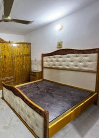 غرفه نوم ٥ باب جديده للبيع  الخارج صاج ٤ ملم الداخل عادي ٤ ملم  القياع...