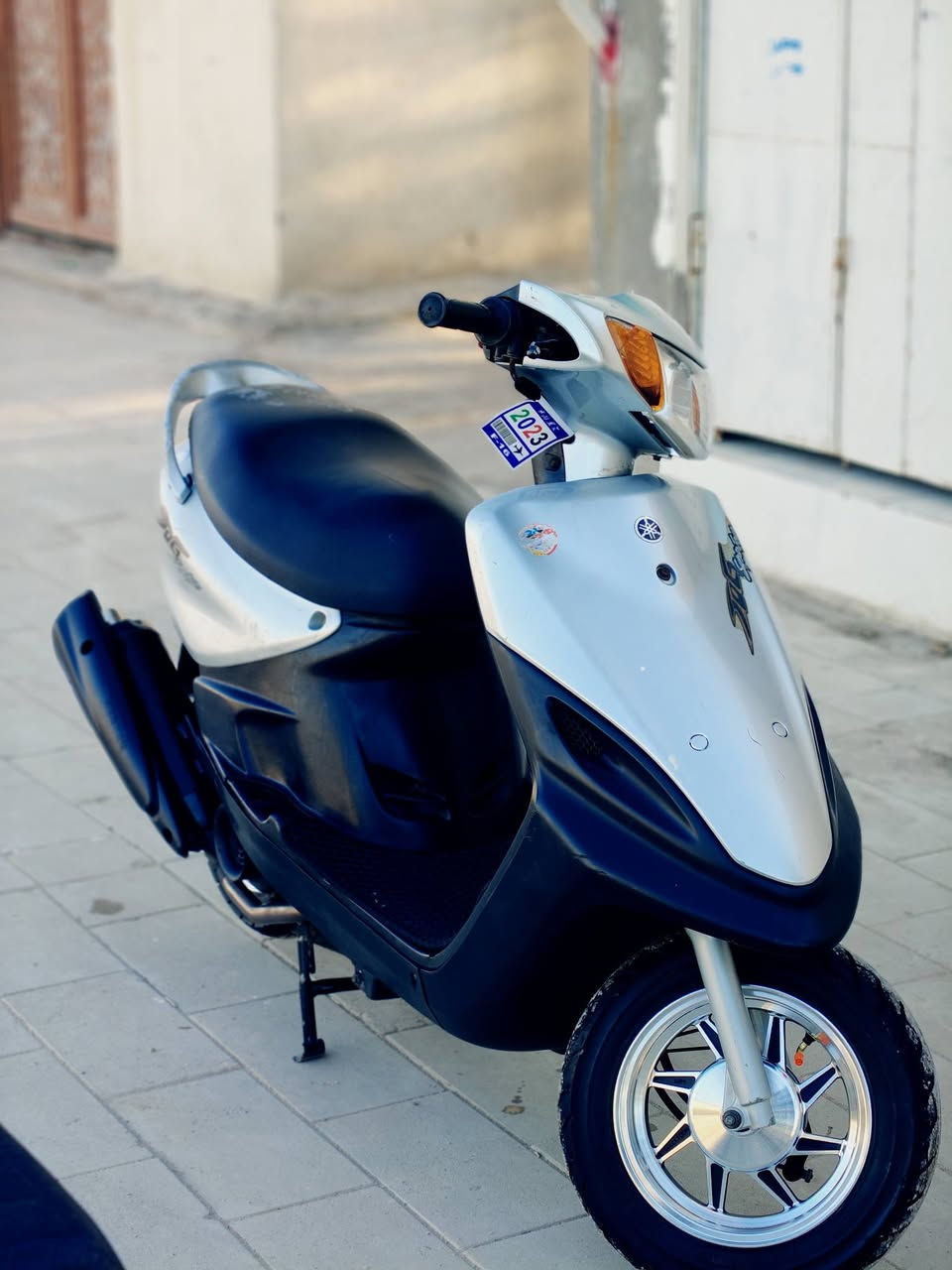 سلام عليكم دراجه للبيع ماكس قجمه توه طالعه من الحاويه ويل رياضي كزوز رياضي دراجه نضيفه كلش مكان قرنه بني منصور***********
