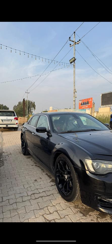 للبيع كرايسلر اوباما
2011 محدث شكل امامي 21 فقط
 وارد امريكيC300
اللون :اسود
حجم المحرك:3600
كشنات:جلد تدفئة +تبريد
بيهة 4 قطع مثل ممبين بلسونار 
سيارة نضيفة كلش  ماشية 134000mi
كير ومكينة  شرط الكفالة 
السعر 150 $ وبيهة مجال بسيط 
الشراي يتصل وبي خير ويدلل
***********
