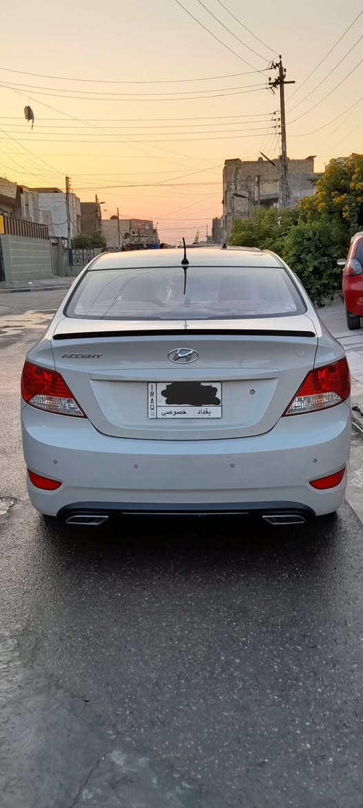 هونداي اكسنت موديل 2017 رقم بغداد ماشية 60 ألف محرك 1400 نظيفة جدا 
السعر 11000$ وبيه مجال
الاتصال ***********
