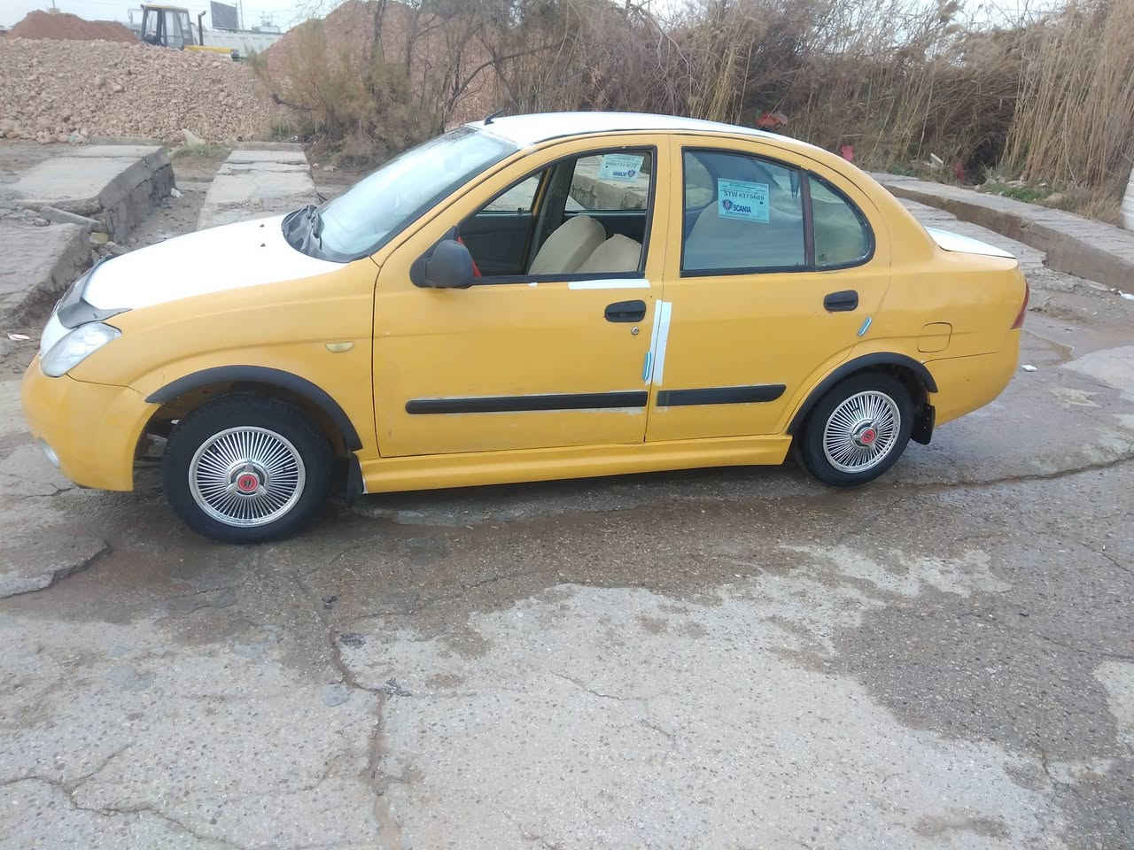 اسلام عليكم طيبة موديل ١٣ سيارة جاهزة من كلشي رقم قادسية راعيهة بالديوانية عليهة هيئة ٦٠٠ الف  ماعلية بكلشي فقط مالك السيا رة مكينة كير حدادية جاهزة رايدهة ١٥ وبيهة مجال مكاني ديوانية هاذة رقمي *********** واني خادم
