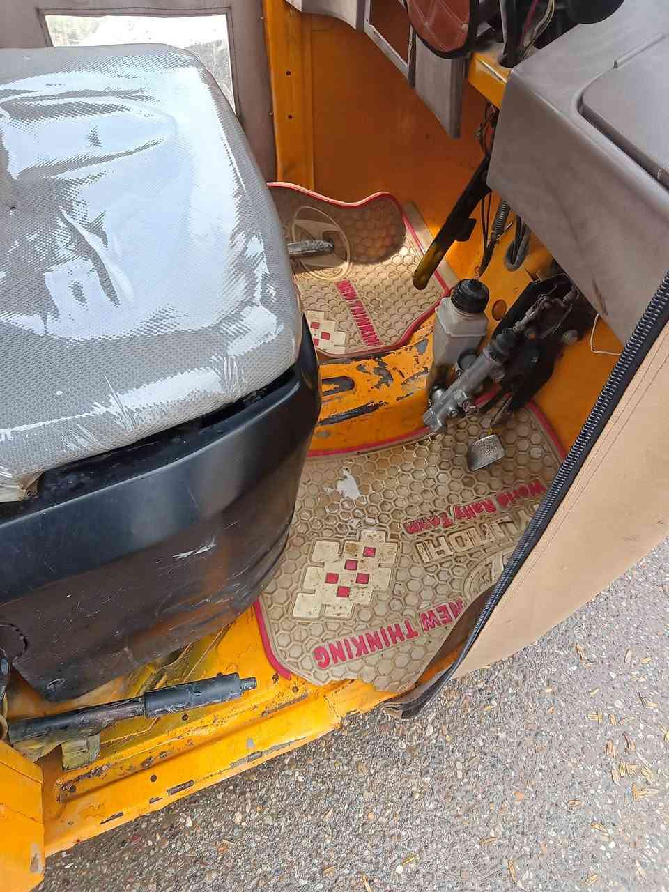 السلام عليكم
مكلف بلنشر   تكتك للبيع موديل 18/ اوراق 
لسعر. 4 وبيه مجال حك لجي 
الاستفسار ع الرقم‏. ‪0773 516 8860‬‏                                   خير من الله لا تنقيص أو لا تبخير. ((أو خاص غير متوجود))
