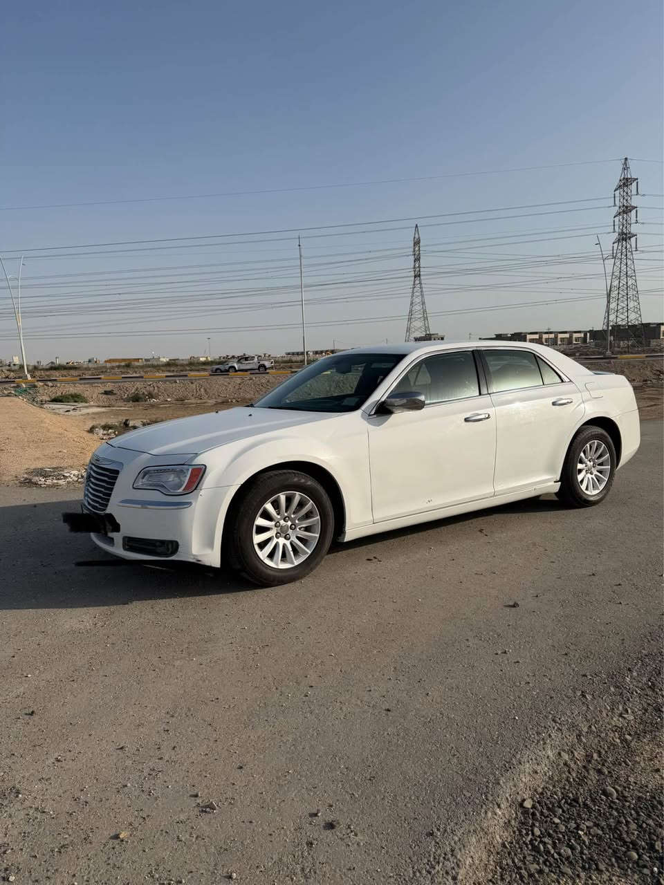 السلام عليكم اوباما 2012 رقم بصرة شبه مميز اصل بأسمي 
 بيها نص جاملغ ونص باب صفحة السايق كلير والجاملغ الثاني بارد سيارة جاهزة ومصروف عليها بكد فلوسها 
تخم تاير برجستون الامريكي الاصلي ستوه شاده باتري اميرون فان خليجي ابو المروحتين انسى الحماوه براد دهن ونوزلات وبلكات ودبة ماي وجوينات والضفيرة كلهن بدلتهن مال كصه 2022 سيارة جاهزه حتى دهن قبل يومين بدلته يورل 
وحدادة من الطول للطول حتى دبلات مبدلهن اكسل وكاردن جدد
السعر 165 البصرة, العراق


**إذا كنت صاحب هذا الإعلان وتريد حذفه لأي سبب، رجاءا أرسل رسالة إلى الدعم الفني**