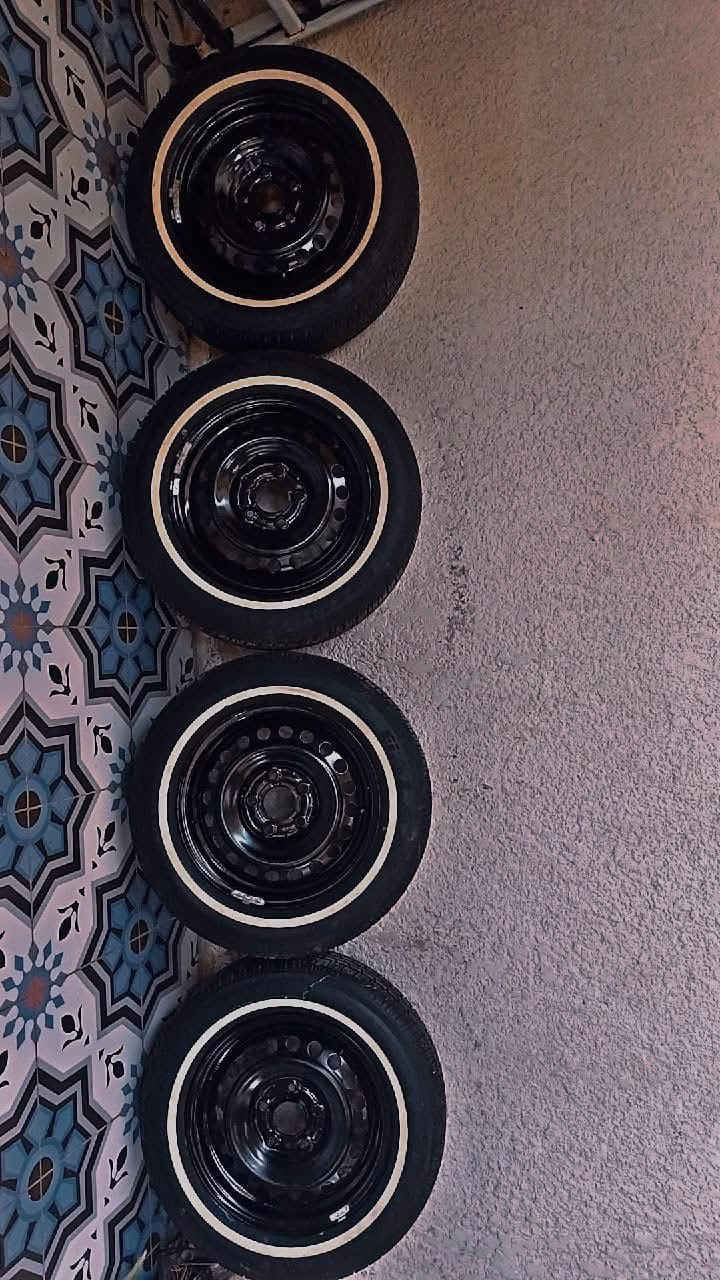 السلام عليكم شباب ويل حجم 15 مصبوغ  ابو الختم وابو 20 فتحه وتخم تاير ابو الخط لبارحه شاده وعلى الفحص ولكصب ام حساس جدد مكاني بصره سعر 300 وبيهن مجال اتصل وتدلل ***********
