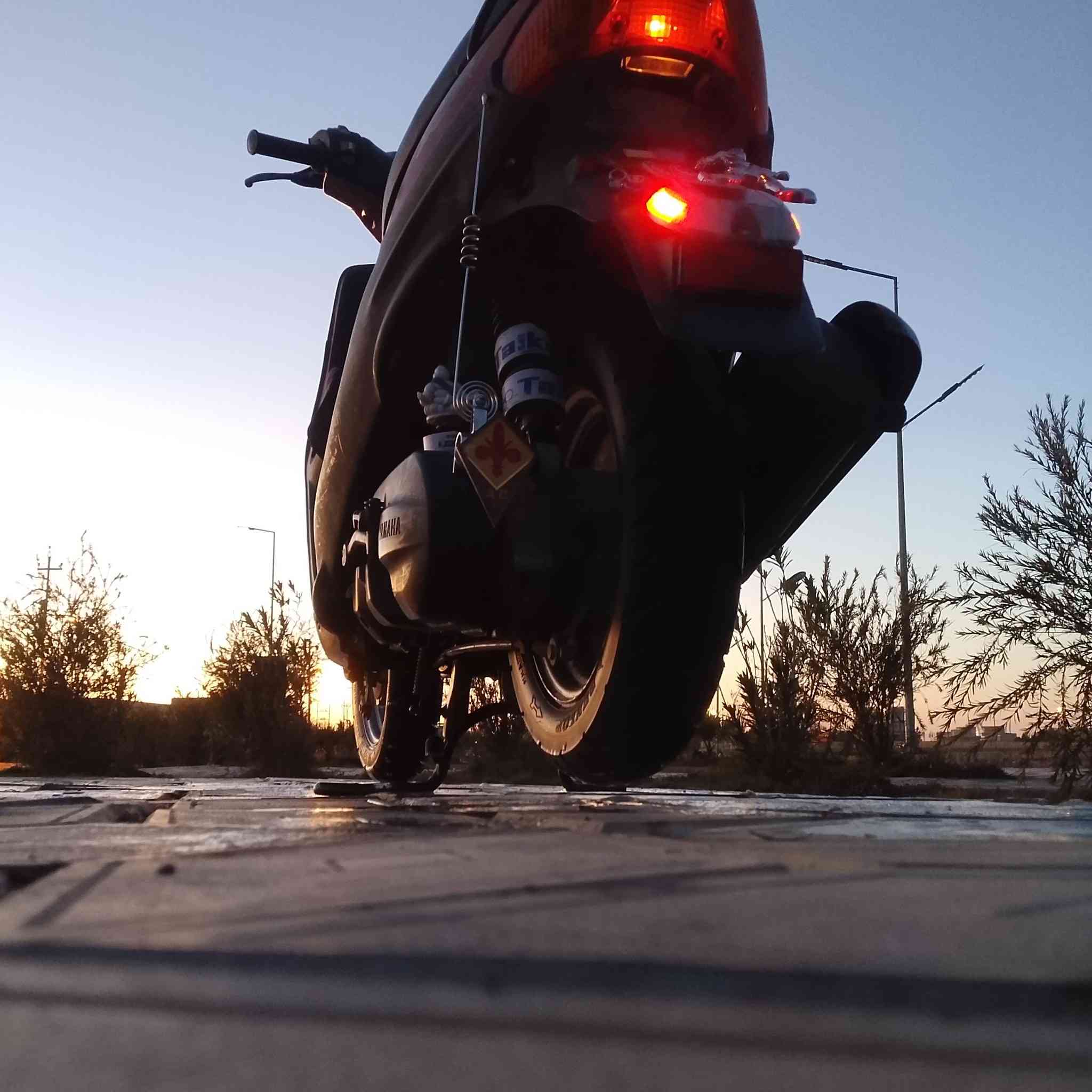 سلام عليكم دراجة للبيع يوماهة تسع ازروف ما صارلهة هواي من طالعة من رمبة وكيل الستفسار علا الرقم ***********
