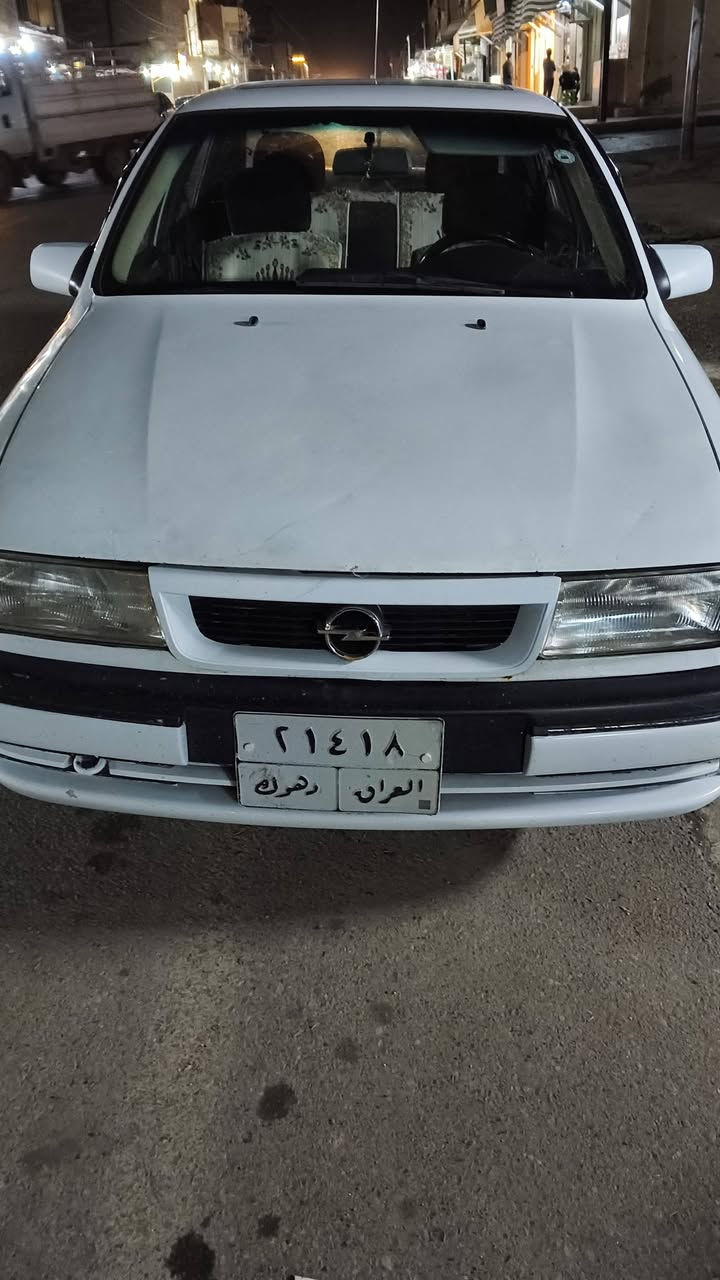السلام عليكم للبيع اوبل فكترا موديل 1993رقم دهوك الاماني مكينه 18 سياره كير عادي جامات كهرب العنوان موصل حي الزهراء السعر48وبيها غرامه 700الف ينزل من سعرها رقم موبايل  *********** بي واتس اب
