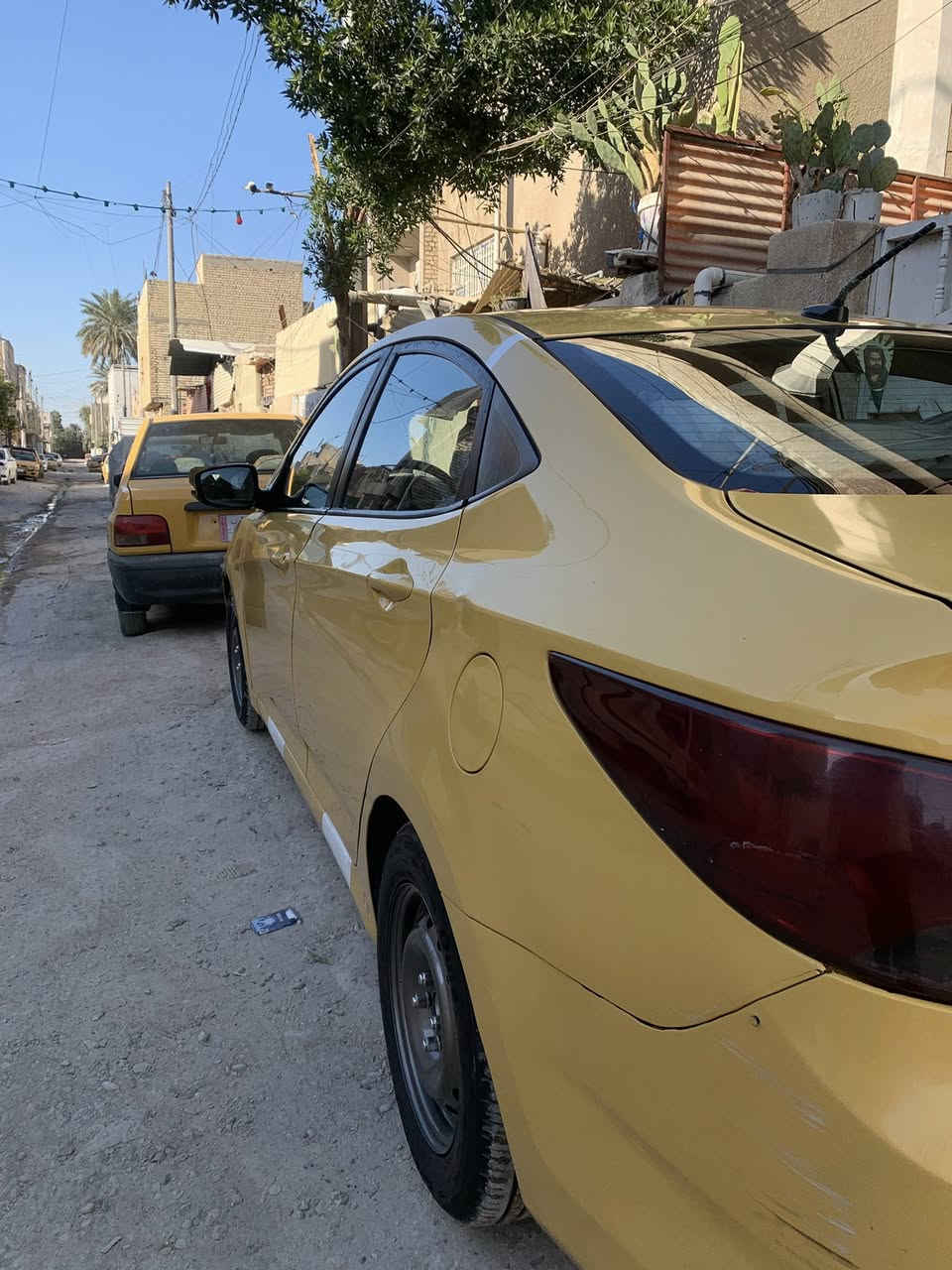 السلام عليكم اكسنت موديل 2015امريكي سياره جاهزه على اخر حبه كير مكينه تبريد تخم تاير تخم ويل صدر امامي خلفي البارحه حولتها مصفره هيه وغرامات رقم دولي السنويه لل2028السياره كامله وخير من الله مكاني بغداد الحريه السعر ٧٥وبيها مجال رقمي***********
