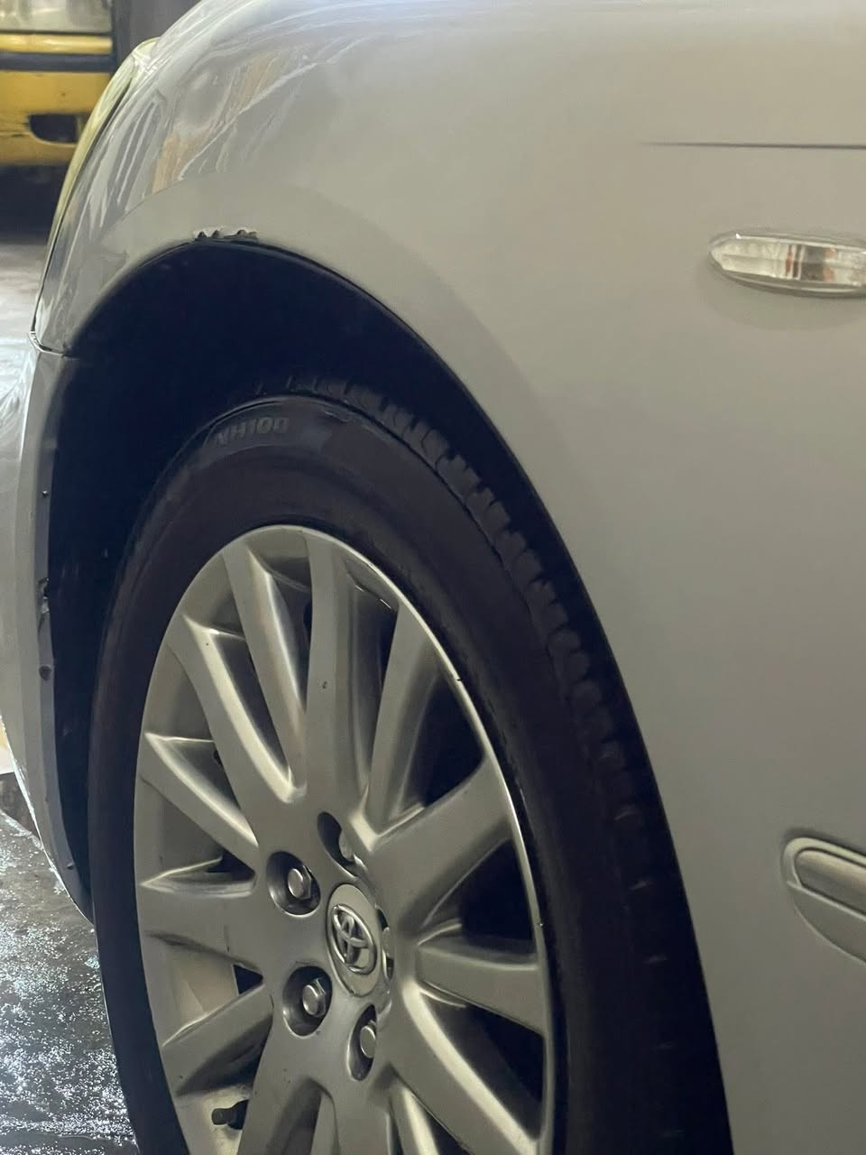 ً
شاهينة ادوات كصة جنطه 
متومه ارقام وسنويه اصليات مال مرور طبق الاصل
٣ دكم برده خلفيه كشنات كهرباء 
تبريد قطعتين ثلج وتدفئه 
كير ومحرك كارتون 
تخم تاير مع ويل دنكه امس شديته 
داخل بيجي 
كرستال اصل 
سستم مطريات
سستم فرش 
لايت زنون 
السعر ٣١ وبيها مجال 
المكان ذي قار سوق الشيوخ 
***********
