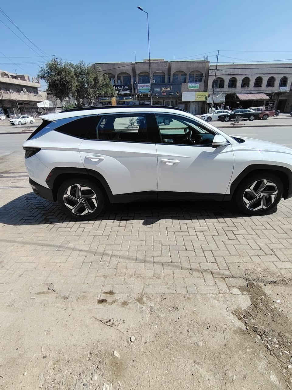 � للبيع او مراوس
: Hyundai Tucson  Limited 2022

لون أبيض – شكل جديد

ممشى: 44 الف وقابل للزياده

✨ المواصفات:

✔️ بصمة + تشغيل عن بعد

✔️ كاميرات 360 + رادارات

✔️ بانوراما

✔️ مقاعد تبريد وتدفئة الاماميه والخلفيه

✔️ ستيرن تدفئة + تحكم كامل

✔️ شفتات كير رياضي

✔️ 4 مودات قيادة

✔️ قيادة ذاتية + تحديد مسار

✔️ صندوق كهربائي

✔️ Smart Park (تحكم أمام/خلف)

✔️ ويل 19

وبعد هواي مواصفات

📋 الحالة:

حادث أمامي (جاملغ) مبدل بلادي

جاملغ خلفي بيه بارد خفيف وصبغ

وبارد حافة جاملغ جهة سايق بسيط

💯 جاهزة استخدام

🔍 الفحص بأي مكان تريد 

كير ومكينه كفاله عامه

*********** متواجد اتصال او واتساب 

💰 السعر 175 وبيها مجال بسيط
