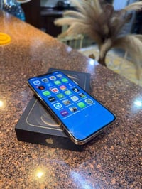 آيفون ١٢ برو ماكس • ٢٥٦ • شاشة مشروخة