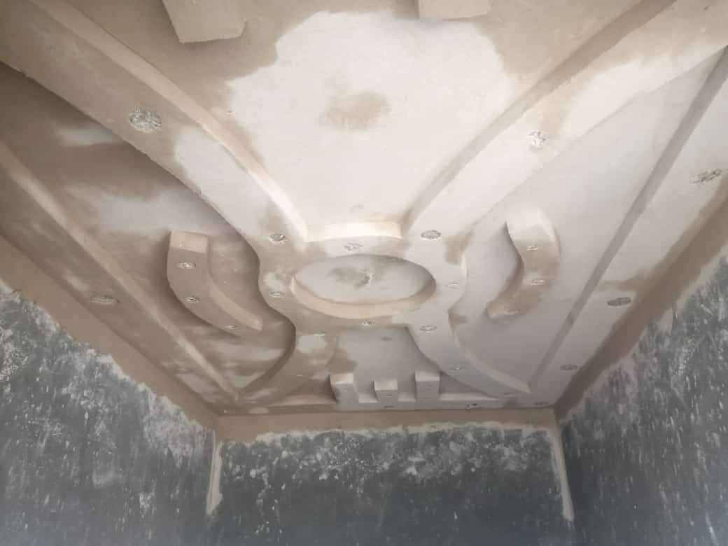 خلفه لبخ وجص وبورك شغل درجه اولى شغلي ناصريه مركز متفرغ حاليا رقم الهاتف ***********
