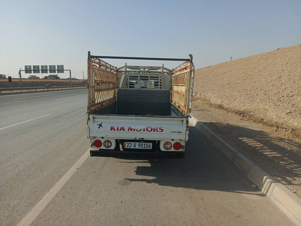 کیا بار مۆدیل 2010 نیو بست ساردی هەیە لەگەر 2 قۆپ لە دەرکەی پشتەوەی هەیە سبوغی نیە زۆر خاوێن مایتەوە کوشینی نەدرایە زۆر خاوێن مایتەوە سەعری 142 وەرەقەو مەجال رەقەم تەلەفۆن (***********) ڤایبەر وەتس اپی لەسەرە أربيل, العراق
