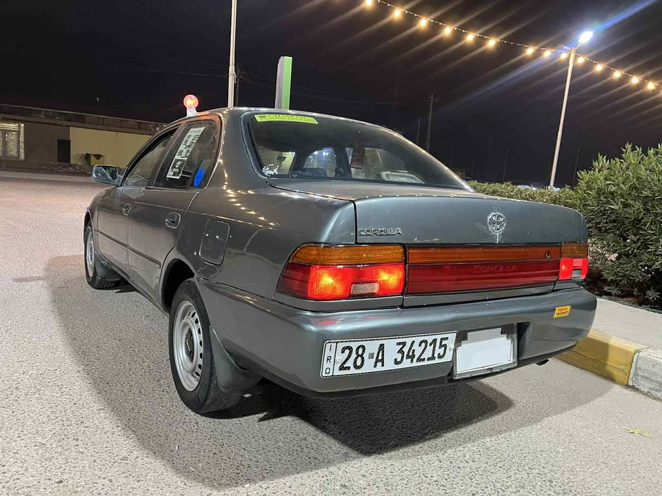 السلام عليكم كورلا مصبوغه عام  مديل 1992
كير ومكينه ع الشرط مكينه 1600
غرفه جديده كارتون مكفوله من ضربه  قويه سياره حلوه تعمير جديد 
رقم نجف   إنكليزي سنويه لل30
مكان السياره نجف قضاء الكوفه  
السعر 55بيها مجال حك الجيه
رقم الهاتف ***********
