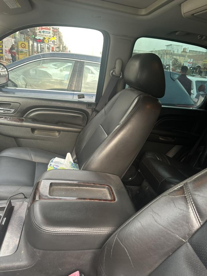 دنلي موديل 2014 مكفوله ماعدا الجاملغ الخلفي وباب الجنه فول مواصفات ومعروفه مواصفات الدنلي 
بيه نقطه عمياء ومري قلاب للخلف 
رقم بغداد مشروع وطني 
كير ومكينه بلادي
سياره جاهزه
***********
