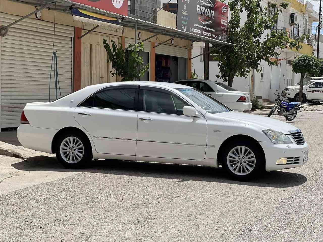شاهينةموس  بي كؤد ٢٠٠٥ گيرومةكينة بچووك ٣ دوگمة بةردة
بي بوياخي ايراق و ئةوروبا بي جالوشخوت 

ساردوكةرم مةزبوت ٤ تاي لوك سپيري دانةبةزيوة 

بيدوكةل كاميرةية حاسةية هةموي ايش ذةكات بيبي تةقةو رةقة هةموو كياني بةشةرت دةفروشم هاتيتة ئيرة وةكو وةسفةكان نةبوو مةسروفةكةت دةدةمةوة لةشارةزورم سيعير٦٦ كةلاو مةجاليكي كةم ***********
