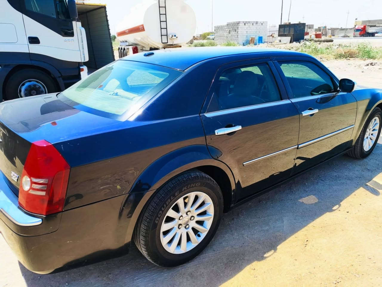 سلام عليكم  اخوان عندي هاي الوبامه الموديل 2010  سياره جديده  ونضيفه.  ساره  ستخدام شخصي   صدر خلفي امامي  مكينه كير اكسن  كله كفاله تخم تاير 18 ويل كروم لايت زنون  وبلعافيه عل ياخذاه  سياره موجوده بلعماره قلعه صالح  سعر 127 وبيها مجال    ***********
