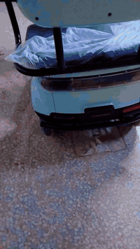 للبيع
شحن مديل 25 فول مواصفات بيها بك بيها 3 سرعات وهسه مبدل بطاريات جديده صار سبوع من مبدله مديل 26 البطاريات الدراجه نضيفه سعرها 1500 وبيها مجال مكان بغداد بلديات *********** بي واتساب فقط وخاص متواجد
