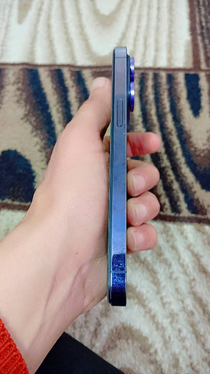 السلام عليكم ورحمه الله وبركاته 
ايفون 14برو ماكس ماستر 
بي تخطي يعني سيم كارت متوقف 
باقي كله شغال 
بطاريته ***********
بغداد شارع فلسطين
