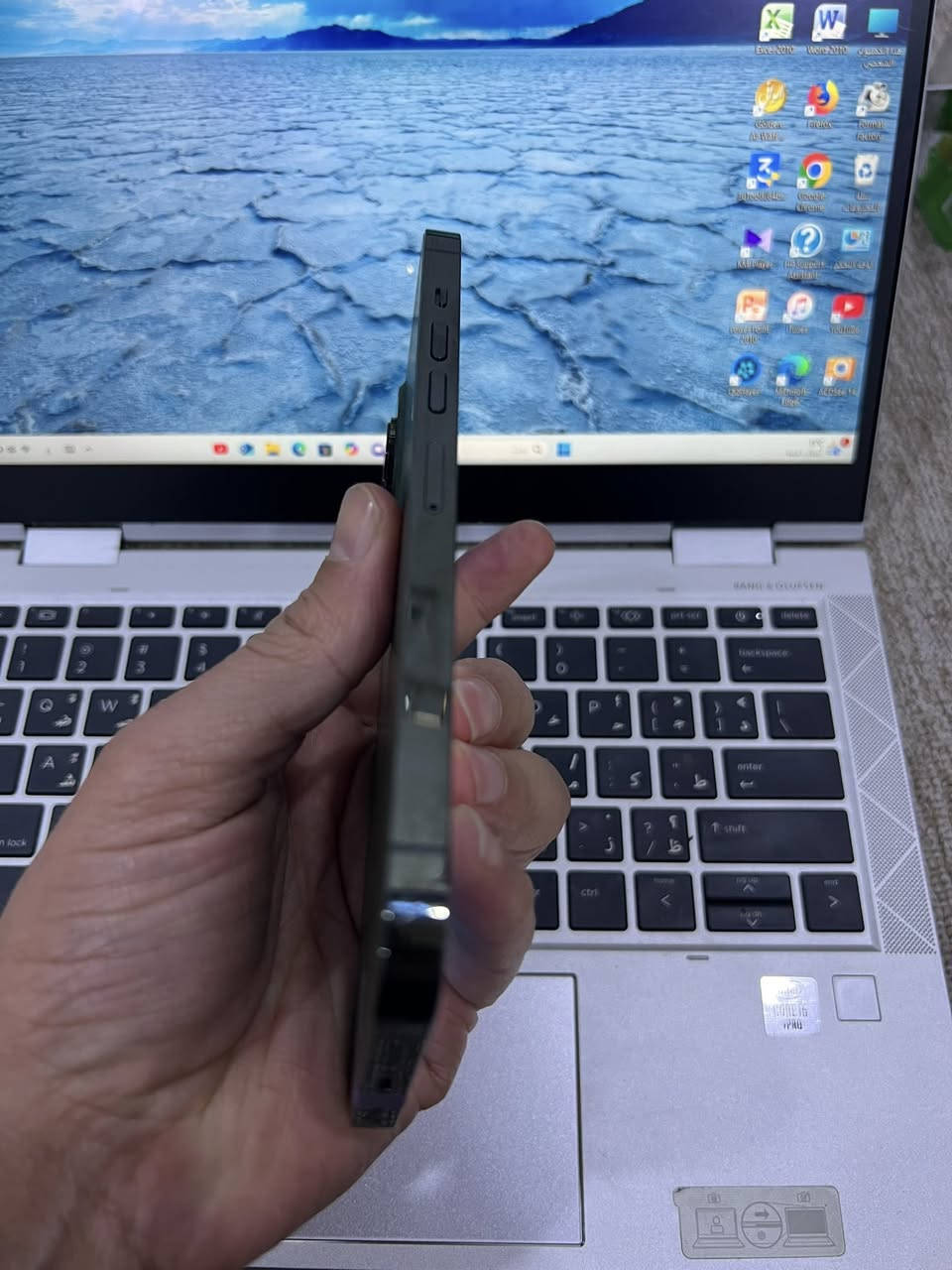 13 برو ماكس
ذاكره 128 
نموذج M تك سيم 
فقط مبدل بطاريه اصلي 88 
وتر بروڤ 
سعر الجهاز 530 الف 
شراي خاص او اتصل 
*********** 
***********
