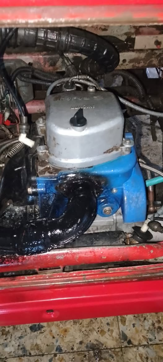 سلام عليكم تكتك للبيع مديل 17 شهر 11 تكتك حلوة وخير من اللة تكتك ما نقصهة اي شي اوراق المصطفى السعر 3200 العنوان بغداد الفضيلية الرقم ***********
