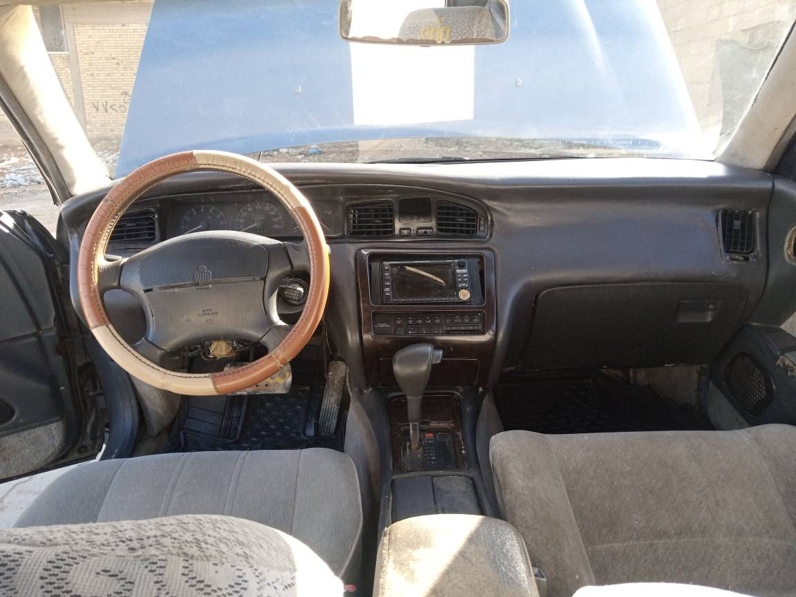 سلام عليكم ورحمه الله وبركاته 
كراون ديلوكس بطه 1992..

رقم بابل نفاذ سنويه 
28.02.2027

سياره صبغ جماليه فقط 
لا نقل جثه ولا قص 
ولا ضربه.   تبريد ثلاج 🥶🥶 

تخم تاير كهربايات كله شغاله 

مكينه كير كارتون 

حداديه كلش نضيفه 

سياره مذاب عليه ربع 

راعيه بل حله   انطيك مهل. شهر لمداور 

ماني نجف الاشرف حي ميسان 
شارع ستين 
رقمي ‏‪***********‬‏ النجف, العراق
