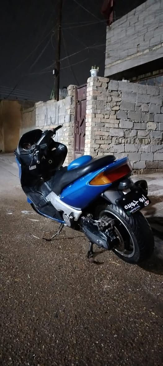 سلام عليكم حبايب كلبي مرخصت الدمن مدير الحروب تي ماكس2008 ماشيه 55 السعر 9 وبيهه مجال حبي وشراي يتصل  ***********
