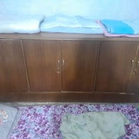 بوفيه نظيفه ٦ أبواب للبيع السعر ٥٠ الف الاتصال 07905093990