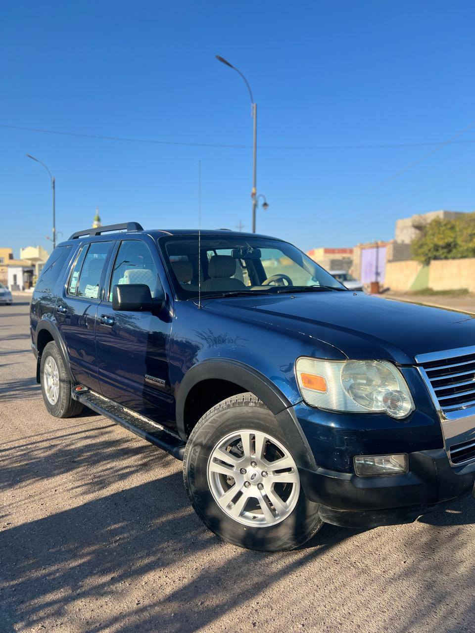 السلام عليكم فورد إكسبلورر 2007 سليمانية دولي بسمي انتهاء السنوية 2030 مكفولة كفاله عامه من صبغ وبارد تدفئه تبريد شاشه كامرة تخم تاير جديد صدر لوك محدثه بصمه وتشغيل عن بعد السعر 105المكان صلاح الدين الضلوعية الاستفسار الاتصال ***********
