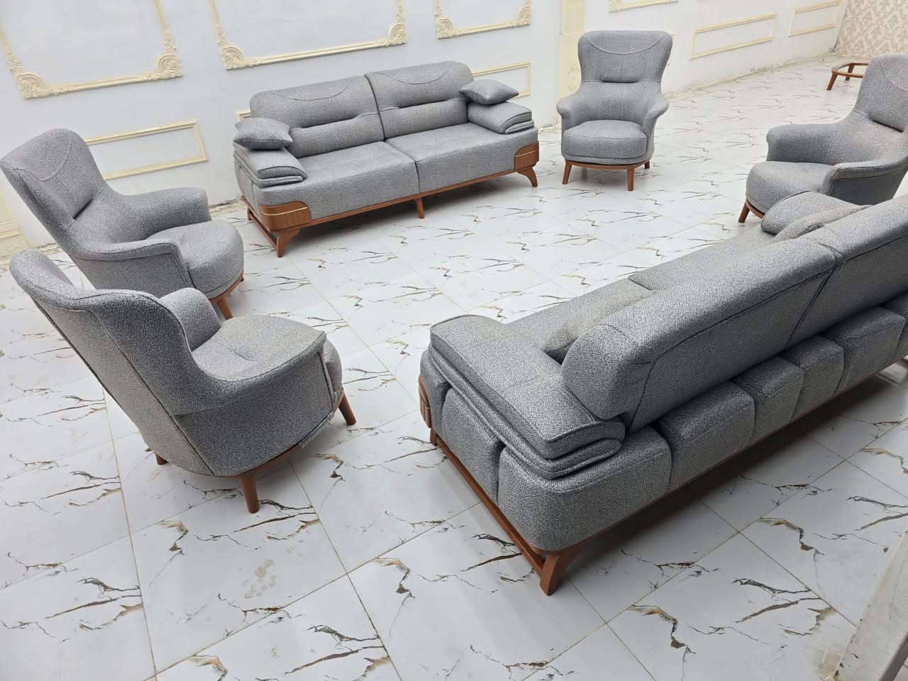 تخم تركي بسعر مليون واصل لحد باب البيت ***********
