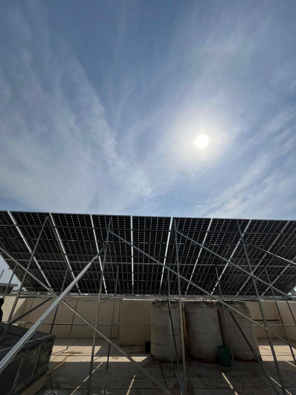 ⭐ تنصيب فقط ،💯💯

هذه المنظومه تم تنصيبها من قبل كادرنه لأحد الزبائن عندة مواد كامله من ألواح وبطاريات وانفيرتر وجان محتاج تنصيب بكادر مختص 

تم استخدام حديد مغلون مقاوم للصدأ حسب طلب الزبون 
وأسلاك نحاس نقي ومواد كهربائيه اصليه وذات ضمان 

ممكن ننصبلك منظومتك حسب طلبك وبسعر تنافسي إذا جانت عندك المواد بكادر يتكون من مهندس مشرف اختصاص وحداد وكهربائي وعمال ومتابعه دوريه حتى بعد التنصيب يعني كادرنه يقدملك كل شي تحتاجه بالتنصيب

الاسعار راح تكون حسب المواد العندك وعدد الألواح وبسعر جمله 
واذا ماعندك مواد نكدر نوفرها الك 
كل اللي عليك تراسلنه أو تتصل حتى نجاوب على كل استفساراتك 

⭐ يتوفر كشف مجاني للموقع 

للطلب والاستفسار التواصل على الرقم 
***********
