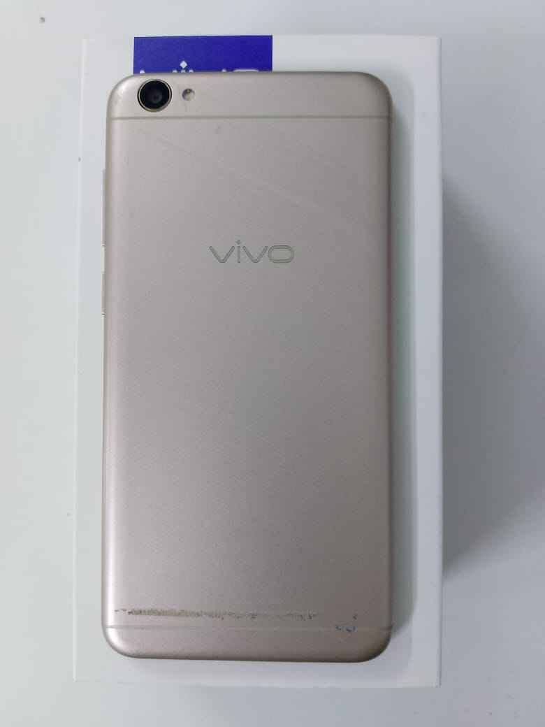 موبايل vivo جديد 
ذاكرة 32
السعر 55 الف
مكاني الشعب 
واتساب *********** بغداد, العراق
