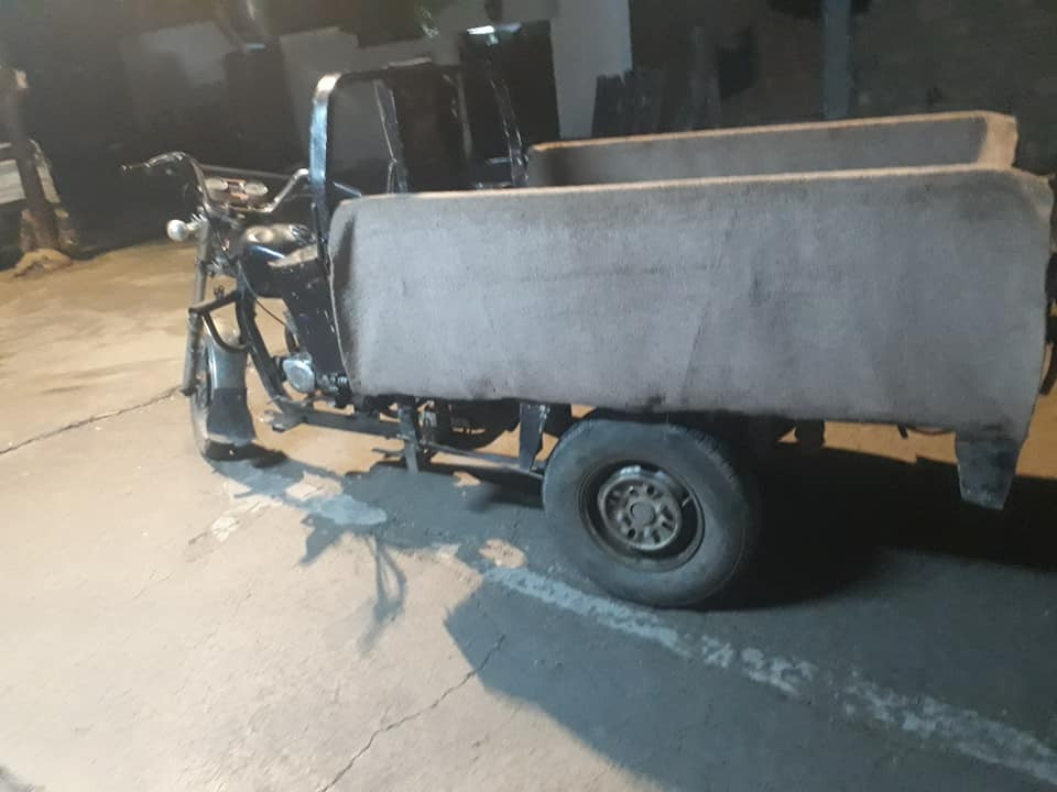 السلام عليكم ستوته  14للبيع ركبه مابي شي فقط شيال ملوم عليه بليته لحيم درجه اولى كهربائيات تايرات كيه جديد محرك ٢٣ مال شقل /سعر 550وبيها مجال /***********
