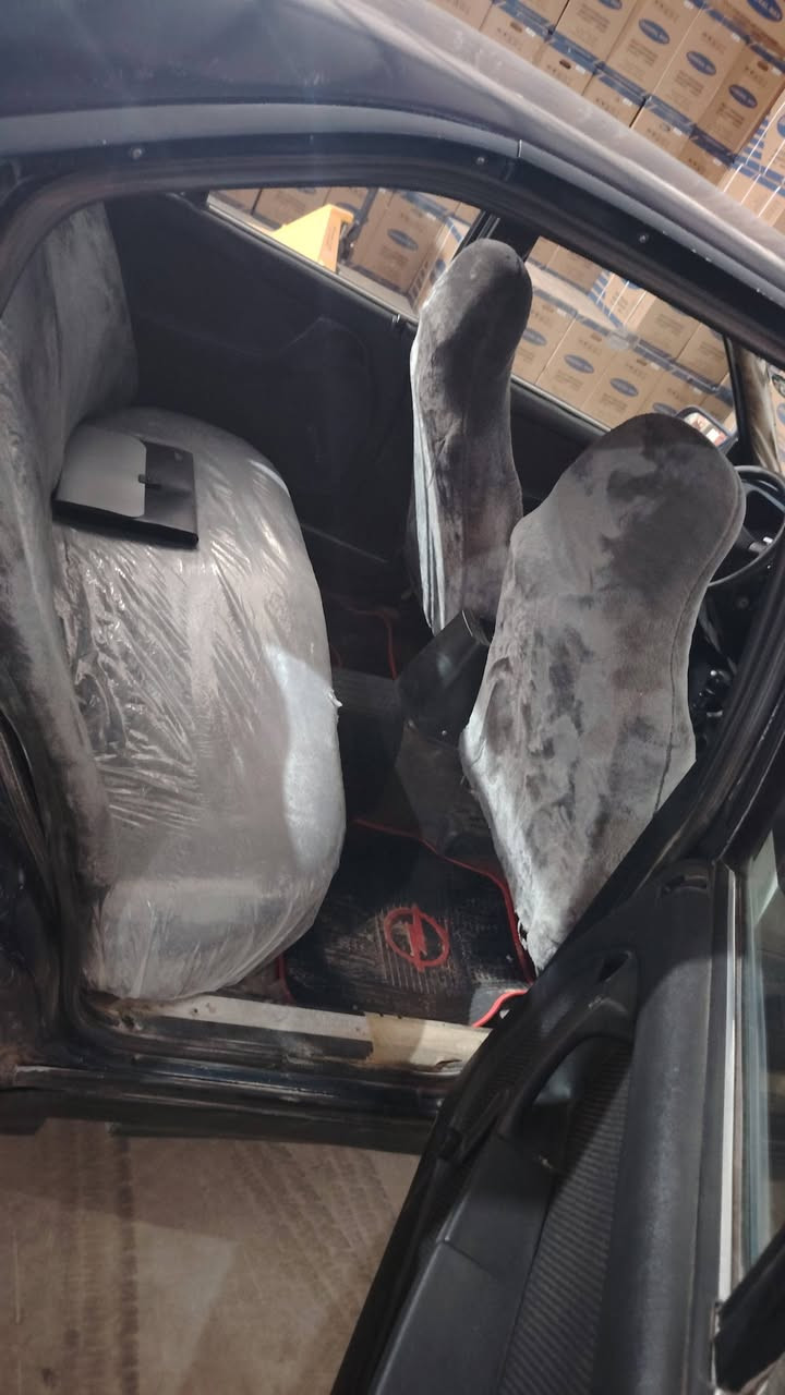 سياره اوميجا موديل 91 سياره بدون ضرر  فقط سنويه ل 28 دفتر بنزين جير محرك بالشرط شرط التحويل السعر 33 وبيها مجال للشرايه المكان كركوك ***********

