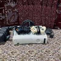 اكس بوكس ٣٦٠ • شغال • يحتاج يدات