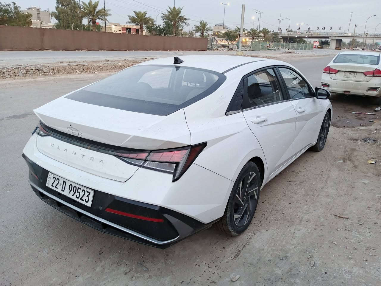 السلام عليكم للبيع النترا موديل 2024 الشكل الخليجي ماشيه 27 الف مكفوله من الصبغ فقط بارد بسيط بل صندوك السياره فوول رقم اربيل بسم خالي شرط التحويل السعر 142 او بيها مجال بسيط رقمي ***********  مكان السياره بغداد كراده
