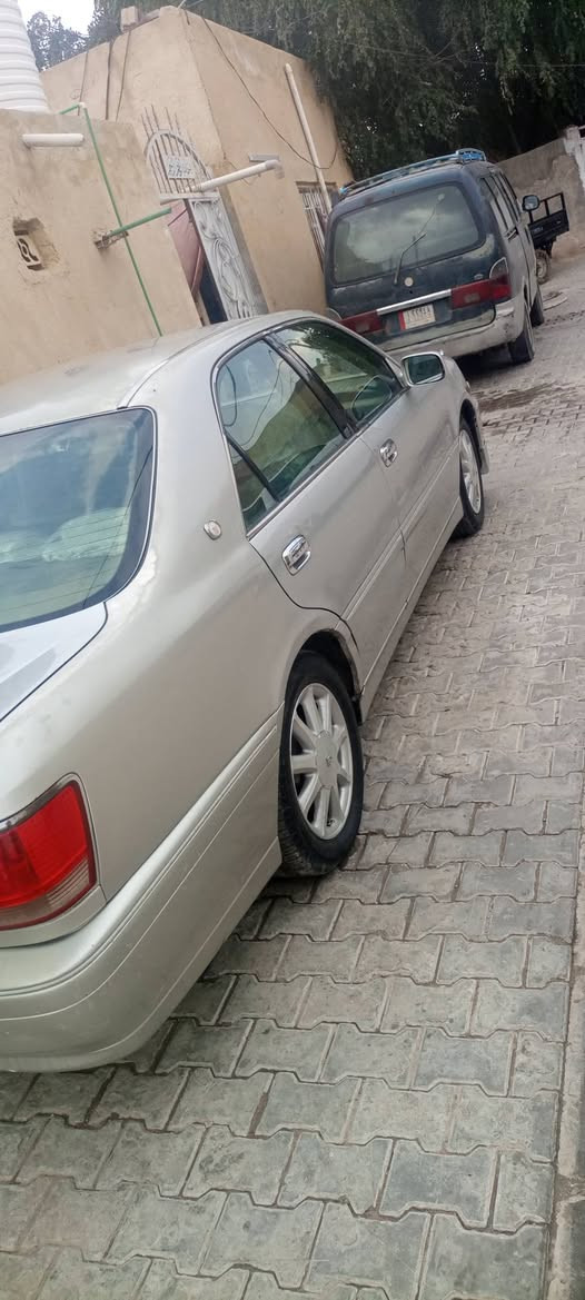 السلام عليكم ملكه للبيع موديل 2001 شاصي 75 تبريد خلفيه ثلاجه تحكم ستيرن رقم نجف سيارهس يا كفر مبدل مكاني نجف ***********
