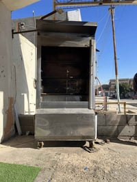 للبيع شوايه دجاج نظيفه مستخدمه شهرين ‭0783 468 6091‬