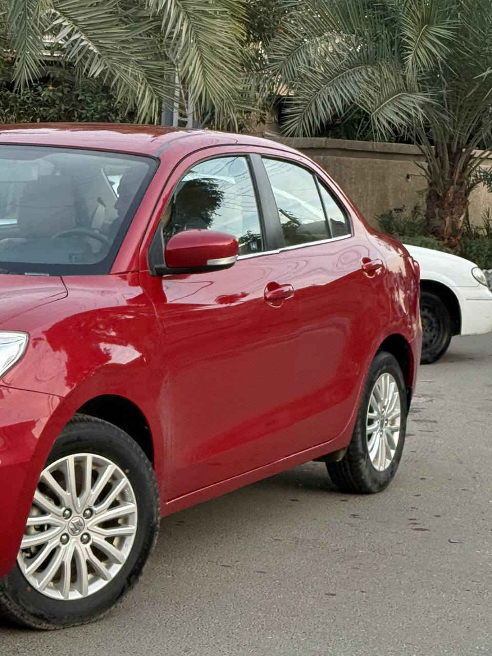 سازوكي ياباني فول مواصفات رقم بغداد حره  تحويل مباشر موديل 2022 مال بيت وجديده جدا 
مكفوله من الصبغ والتبديل والبارد ***********
